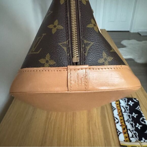 ✅AUTHENTIC✅LOUIS VUITTON ALMA PM - Picture 8 of 13